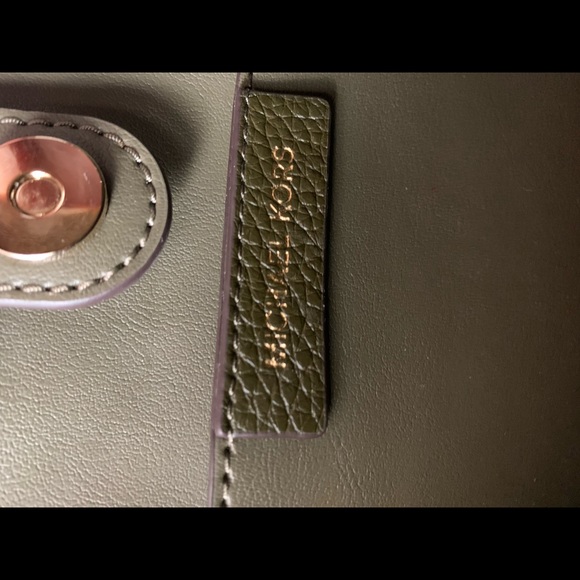 Michael Kors Ecco Pebble Tricolor Messenger Leather Tote Annette Gemma - Picture 6 of 14